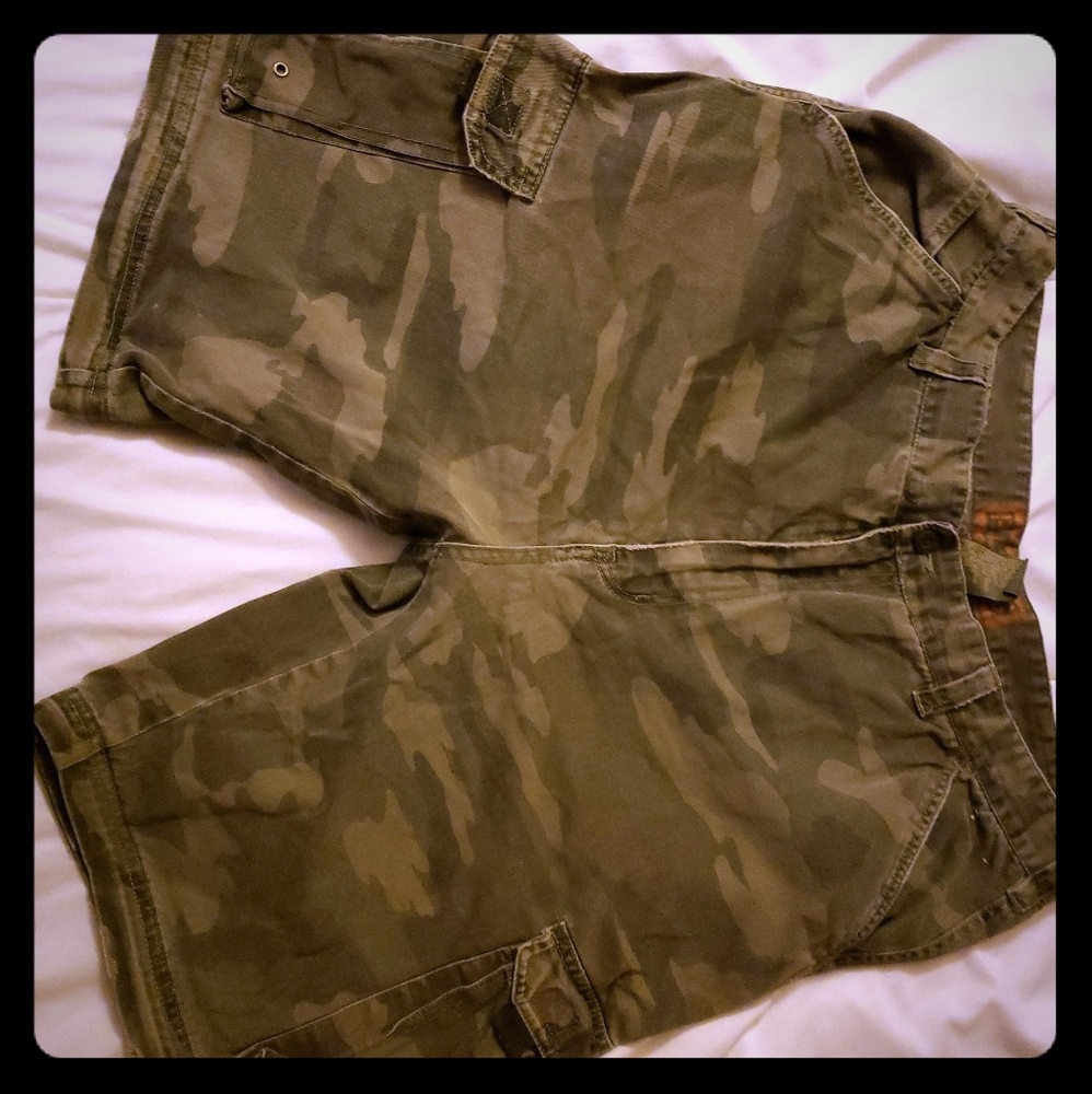 Plugg Camo Khaki Cargo Shorts